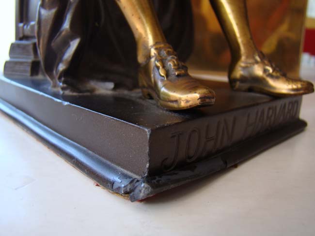 A pair of JOHN HARVARD bookends made by the Philadelphia Mfg. Co. circa 1960 — image 4